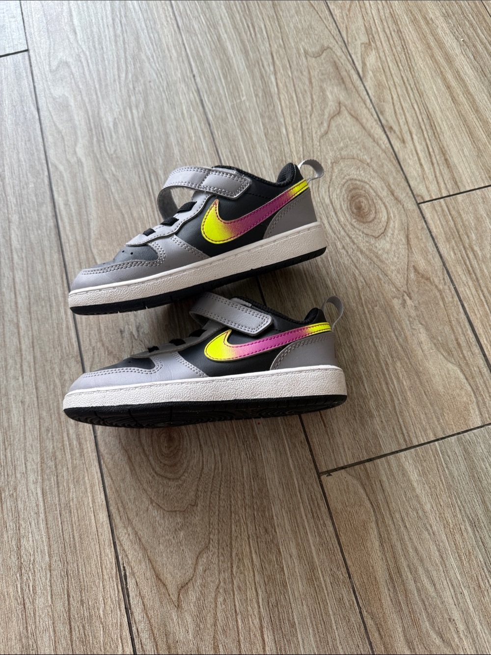 Kids Nike court borough kid unisex